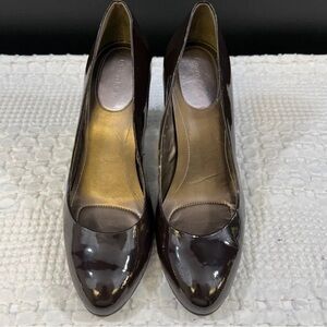Calvin Klein Women's Dark Brown Patent Round-Toe Pumps